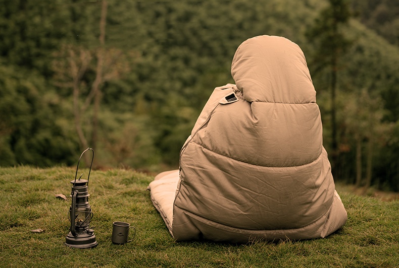 Hva gjør camping -soveposer så viktig for friluftsentusiaster?